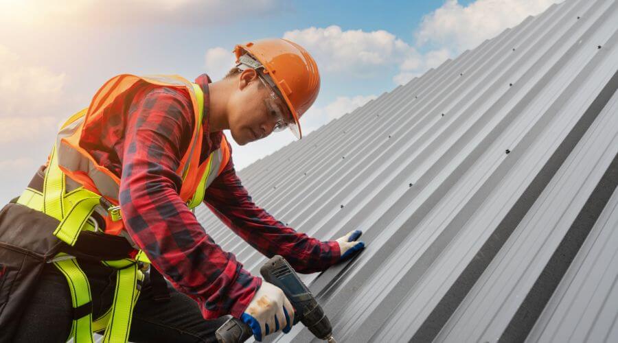 Owens Corning roofing contractor in Lockridge, IA